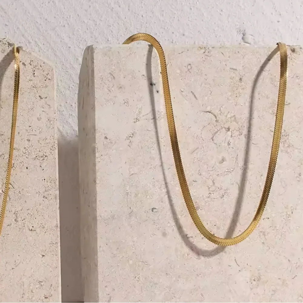 Gold Chain Necklaces For Women minimalist - Picture 5 of 8